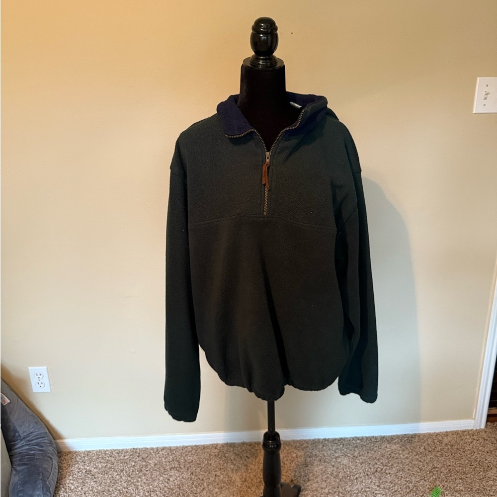 Bill Blass Men's Black and Navy Zip-Up Sweater